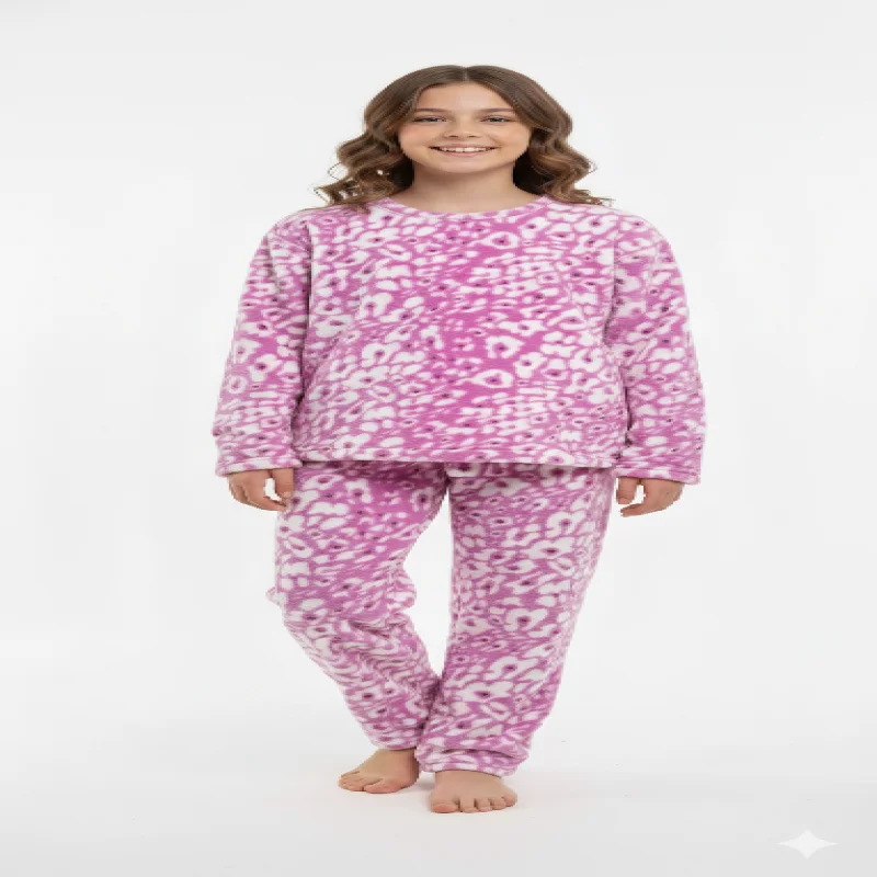 Girls night suit's  having fur for winter wear